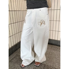 白色