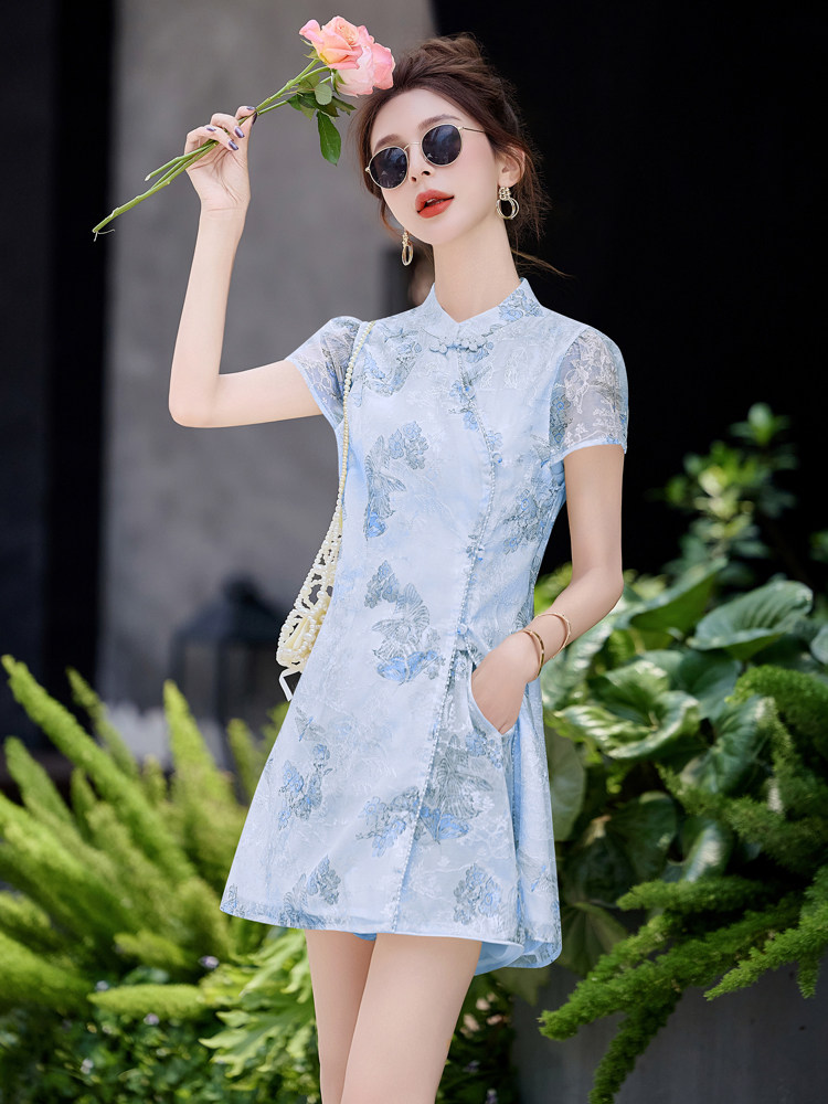 新中式刺绣改良旗袍裙套装女2025夏装时尚钉珠提花减龄短裤两件套,女装套装/套裙,曼琳思菲