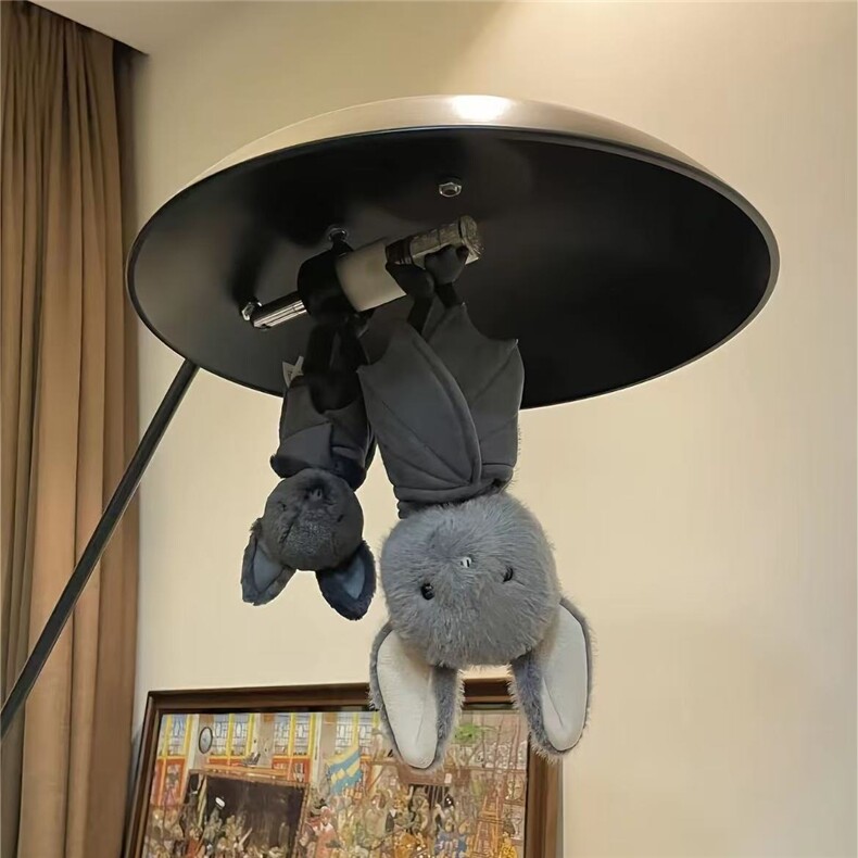 万圣节蝙蝠猪玩偶毛绒玩具，大麦网供