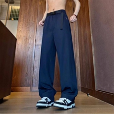 藏青色