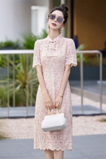 新中式国风蕾丝连衣裙女小个子夏季温柔风显瘦镂空改良旗袍裙子夏，女装连衣裙，星期衣