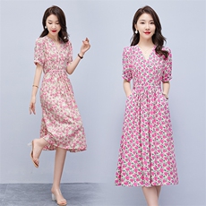 连衣裙2022年夏季潮流舒适简约时尚中长款圆领碎花，女装连衣裙，贵人树