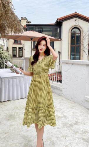 夏季新款碎花连衣裙，女装连衣裙，秀水百合