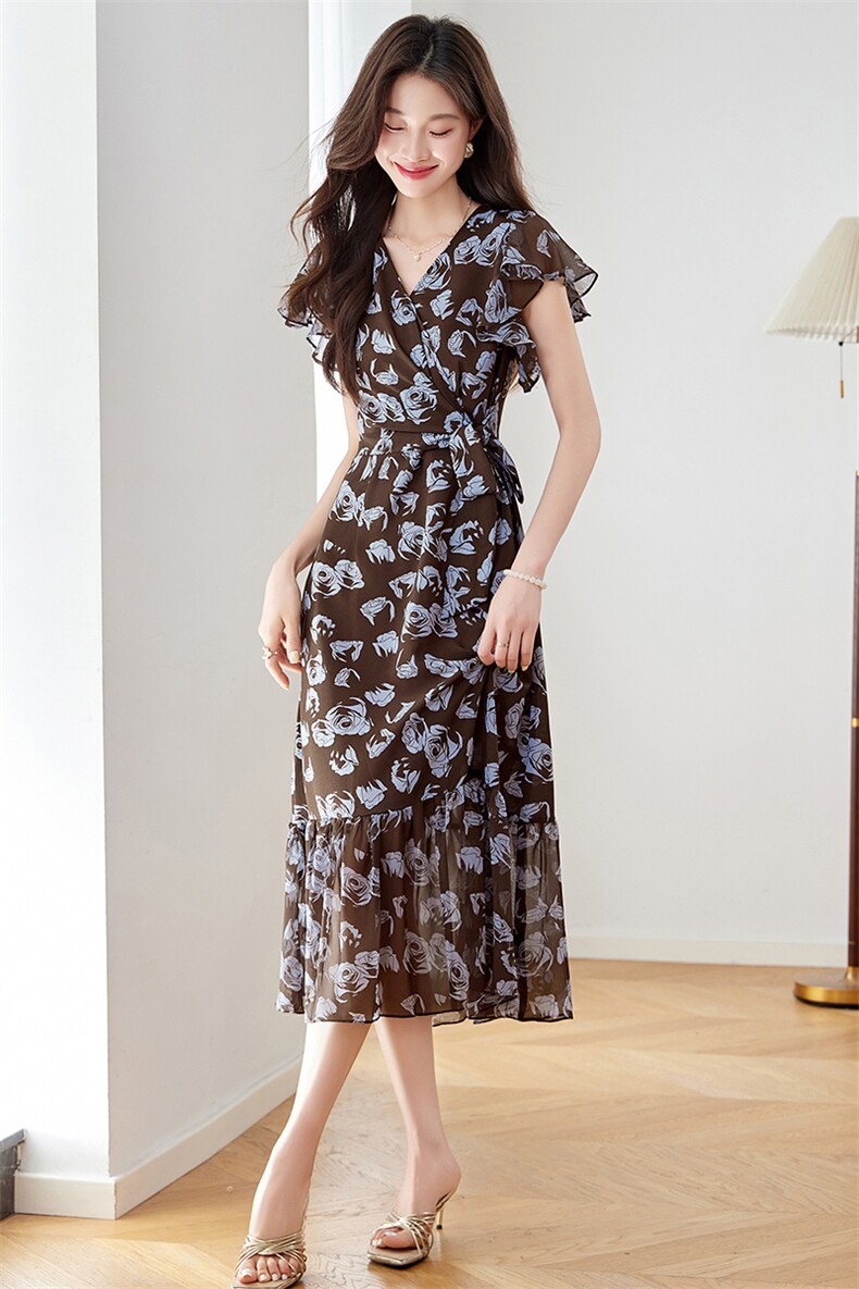 （现货）优雅气质印花连衣裙2025夏季新款碎花收腰显瘦A字裙,女装连衣裙,恋慕依尚