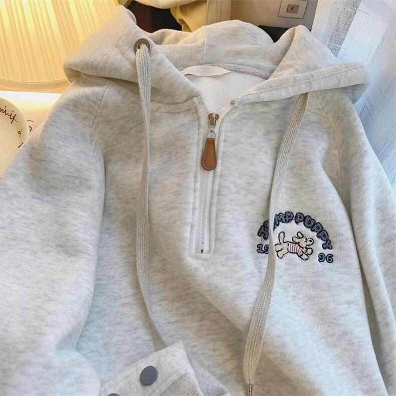 5245-P53时尚卡通刺绣宽松半拉链连帽卫衣薄款/加绒，女装卫衣/绒衫，星座617A-2