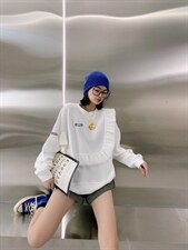 伊纱秋装发十补百，其它，伊纱