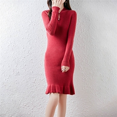 2025年秋季休闲风中长款长袖圆领荷叶边珍珠扣款，女装连衣裙，绒汀羊绒