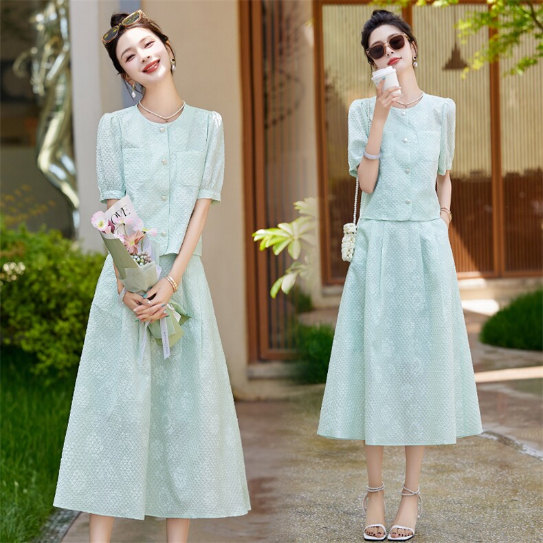 时尚小香风套装裙女气质显瘦2024新款洋气短袖上衣夏装一整套，女装套装/套裙，盈茜