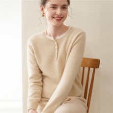 2025百搭时尚简约亨利领带扣假两件,女装羊绒衫,暖凌绒,清河羊绒市场 2025百搭时尚简约亨利领带扣假两件,女装羊绒衫,暖凌绒,清河羊绒市场