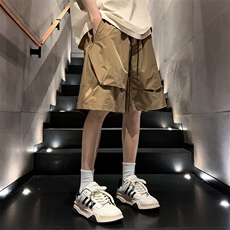 卡其色