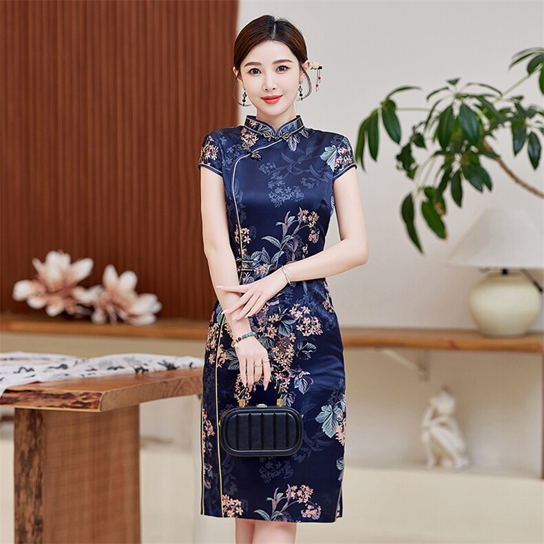 杭州品质真丝长裙复古印花连衣裙女春夏日常修身潮流桑蚕丝旗袍,女装汉服/婚纱/旗袍/礼服,小荷流