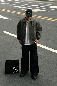 特P100 无差价冬季简约百搭时尚潮流夹棉外套-HY8322 男模外景图片