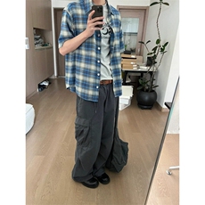 蓝色