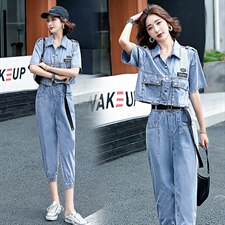 2021夏季新款潮流时尚个性气质翻领休闲舒适牛仔两件套，女装套装/套裙，魅影