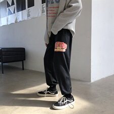 NK05红色字母黑色