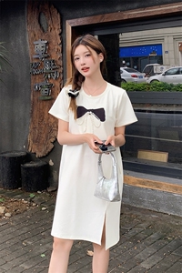 短袖t恤女2025新款夏季女装潮韩版时尚洋气蝴蝶结钉珠别致上衣女图片