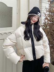 水衣源2783款短款连帽加厚保暖面包服茧形羽绒外套女图片