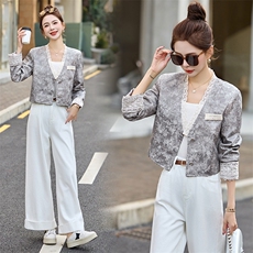 新中式提花小香风外套女春秋季高级感气质短款上衣，女装短外套，玖莱伊