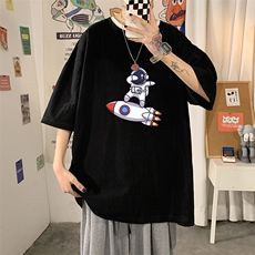 黑色