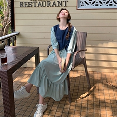 氛围感牛仔马甲连衣裙女夏季2025新款小众收腰显瘦长裙子，女装连衣裙，2C285