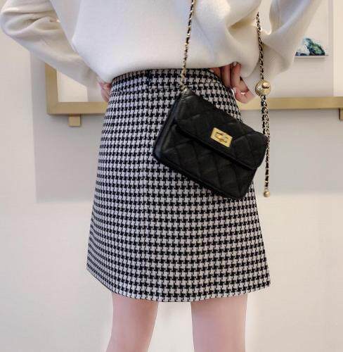 小千鸟格夏季新款短裙，女装，秀禾