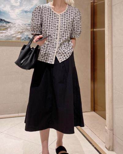 刺绣花纹工艺上衣，女装，新袖