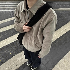 灰色