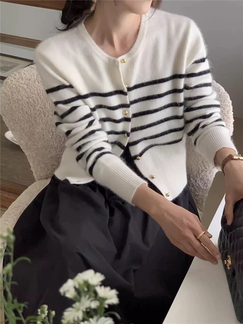 时尚圆领金扣100针织开衫女上衣春秋韩版短款毛衣羊毛外套,女装羊毛衫,圣旺供货