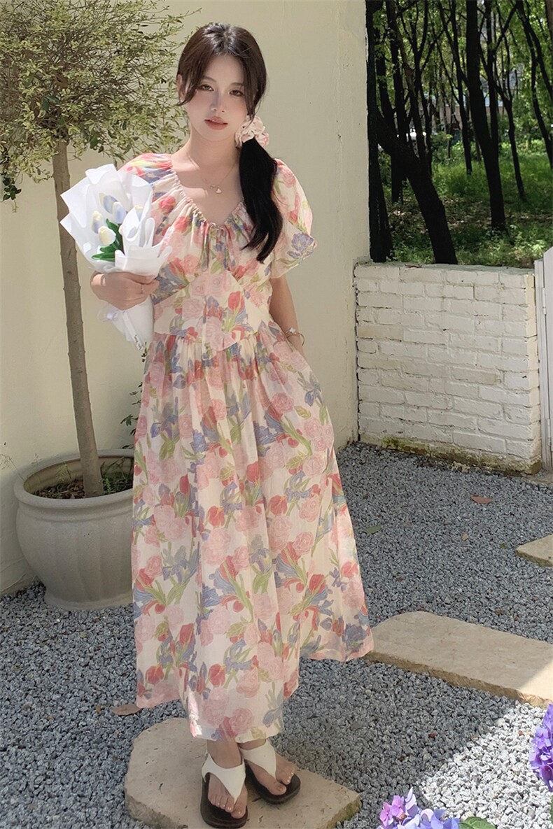 时尚碎花泡泡袖连衣裙女夏季2024新款轻奢高级感复古收腰设计长裙,女装连衣裙,2C269