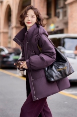 现货2024冬季新款简约廓形气质显瘦加厚中长款羽绒服，女装羽绒服，深水步