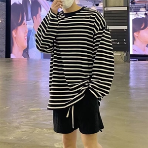 条纹上衣男士长袖t恤春夏季百搭休闲衣服男生潮流圆领修身打底衫图片