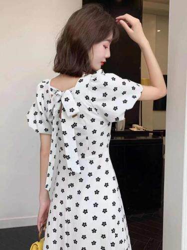 2021年夏季新品梅花印花连衣裙，女装连衣裙，圣伊敏