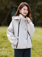 户外休闲连帽三合一冲锋衣外套女2025冬季加绒宽松百搭派克服棉服，女装套装/套裙，丽影随形