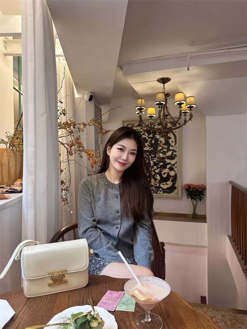 优雅气质女装单排扣圆领开衫时尚百搭显瘦长袖针织衫，女装针织衫/毛衣，米咔羊绒