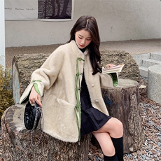 现货~~！！风皮毛一体跑量p190279，女装短外套，2C262