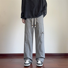 深灰色