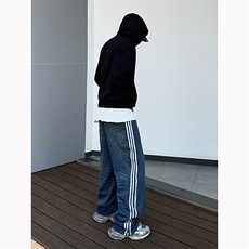 B221美式ins高街小众宽松三条杠运动牛仔裤LK23130-P60控78，男装牛仔裤，电商B221