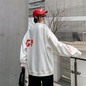 【】A003-HW3120-P45新款制造圆领卫衣 女模1图片