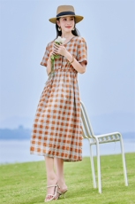 棉麻连衣裙夏季2025新款衣服大码女装高端精致气质宽松格子长裙子，女装连衣裙，铭街依杨