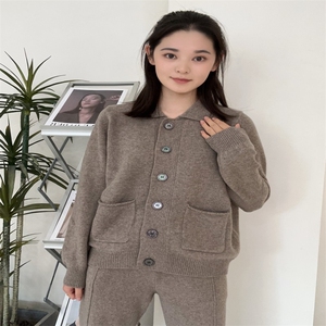 时尚百搭女装羊毛衫 POIO领六扣开衫 显瘦修身外套图片