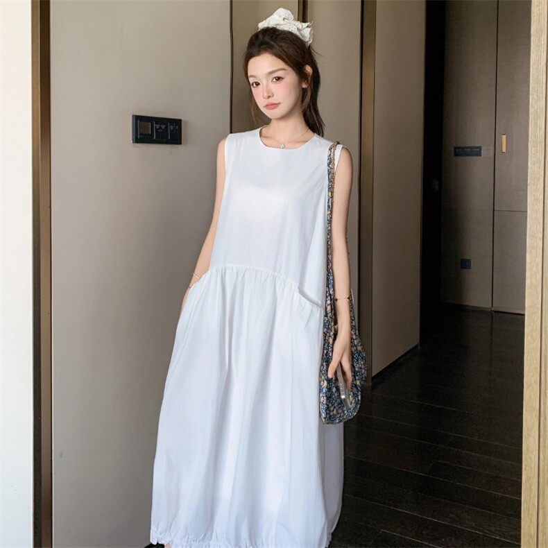 韩系小个子超好看高级感女夏2025新款爆款显瘦白色无袖背心连衣裙图片