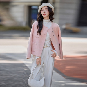 粉色小香风温柔气质双面呢短外套女2025秋冬装减龄牛角扣毛呢大衣图片