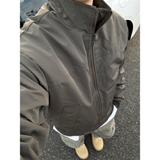 狼灰夹克