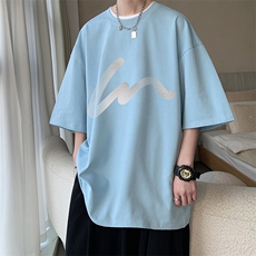 浅蓝色