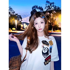 白色