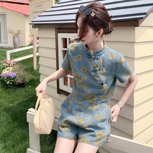 新中式风盘扣牛仔套装裙女2025年夏季新款复古印花半身裙两件套图片