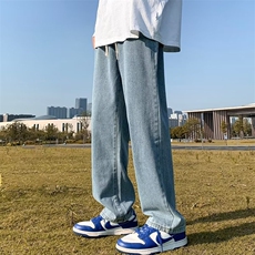 浅蓝色