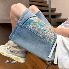 浅蓝色