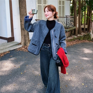 2026新款灰色牛角扣毛呢外套女2C375-585-P175-K268图片
