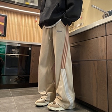 卡其色